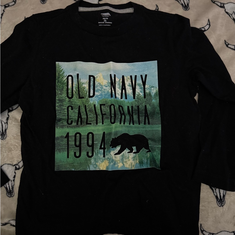 Old Navy Black and Green California Bear Long Sleeve Tee